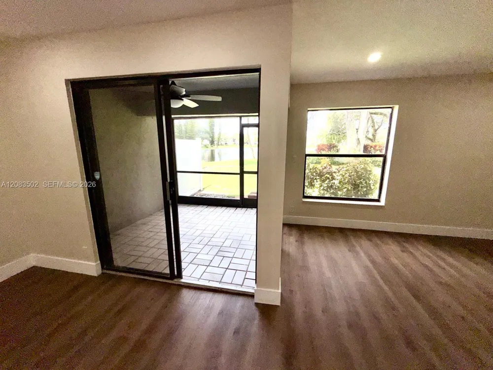 2643 NW 42nd Ave Coconut Creek, FL 33066