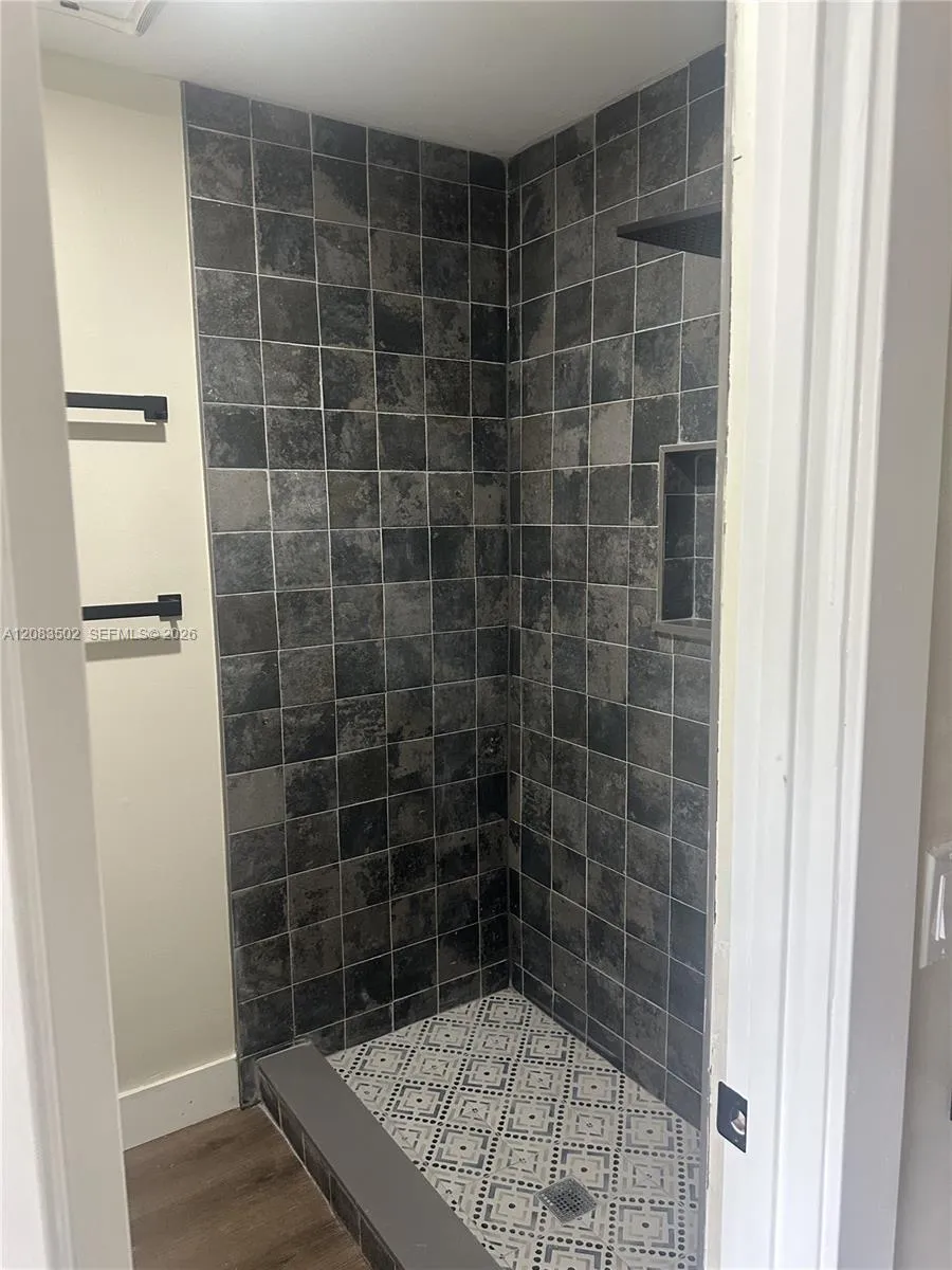 2643 NW 42nd Ave Coconut Creek, FL 33066