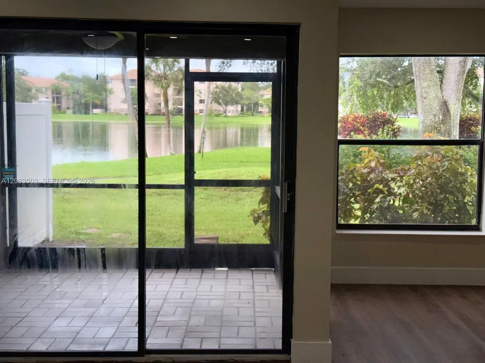 2643 NW 42nd Ave Coconut Creek, FL 33066