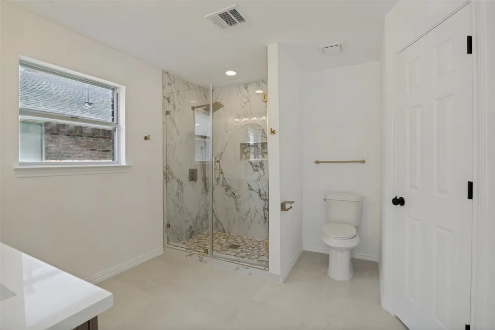 5806 Beacon Drive Rowlett, TX 75089