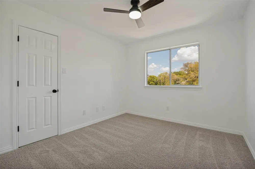 5806 Beacon Drive Rowlett, TX 75089