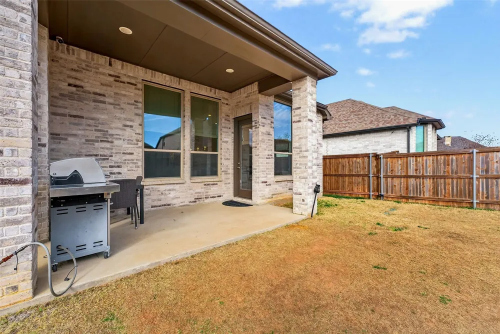 710 Westerkirk Drive Celina, TX 75009