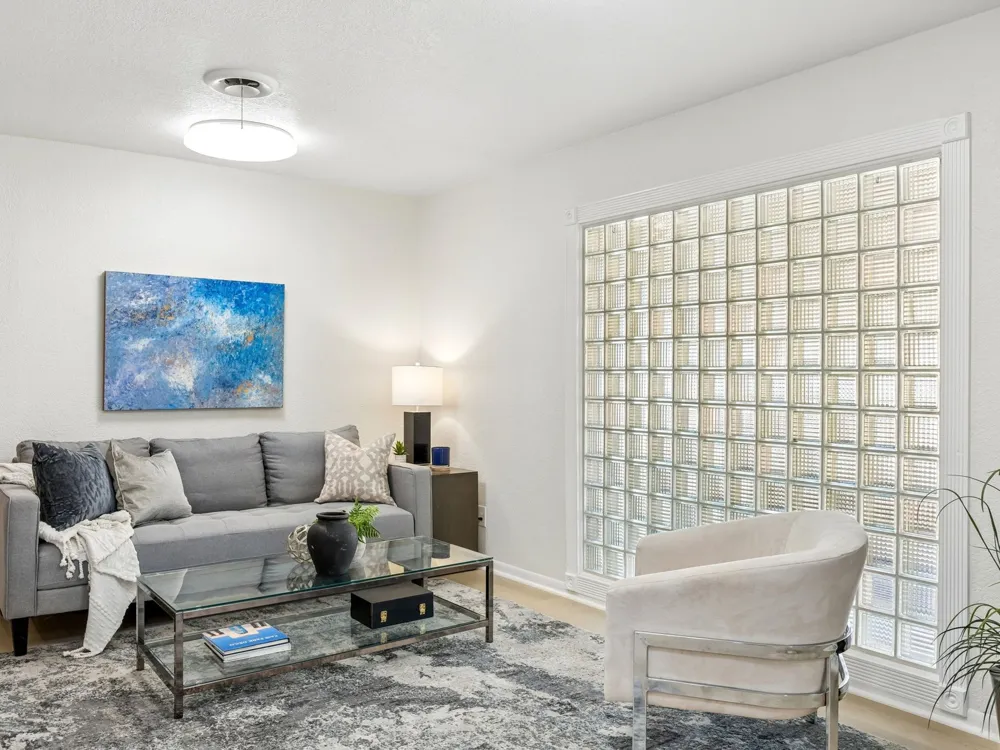 9745 Ash Creek Drive Dallas, TX 75228