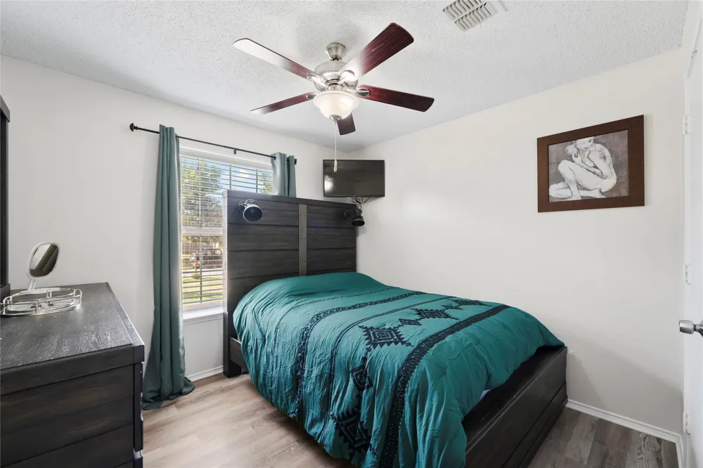 2603 Clark Drive Corinth, TX 76210