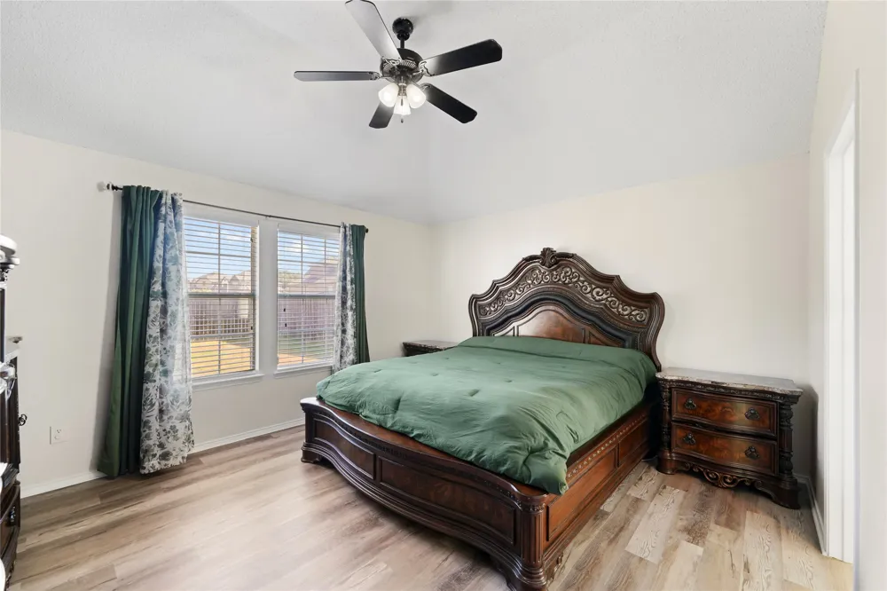 2603 Clark Drive Corinth, TX 76210
