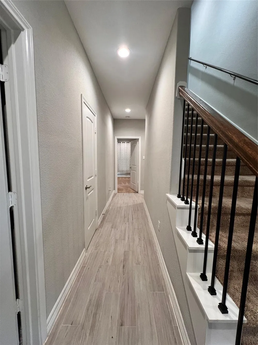 715 Seydler Street East Bernard, TX 77435