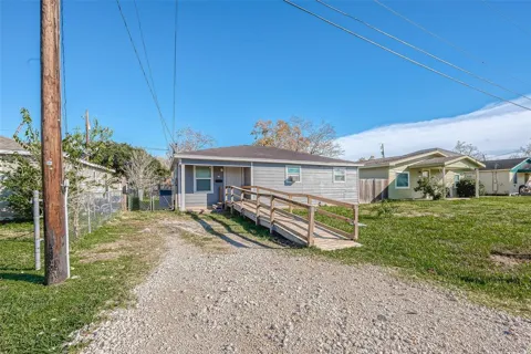 412 Snow Drive