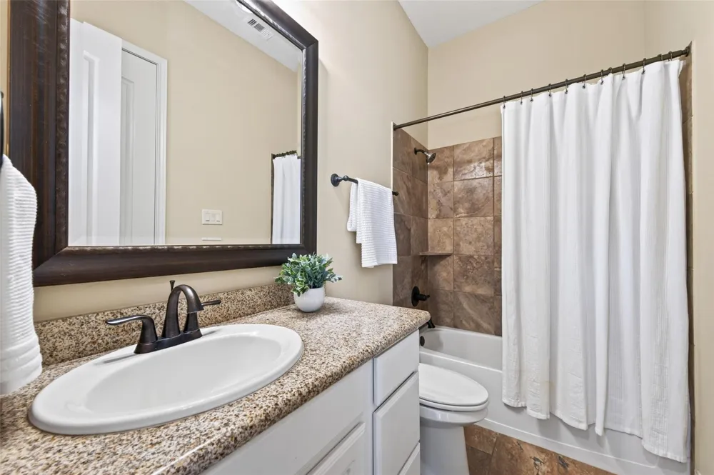 5123 Kendalia Cloud Lane Fulshear, TX 77441