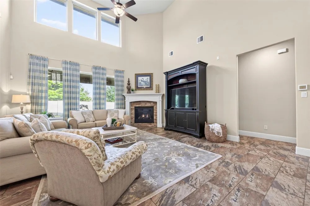5123 Kendalia Cloud Lane Fulshear, TX 77441