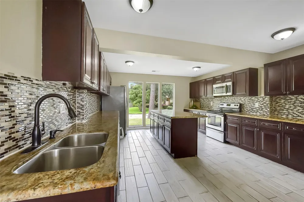 15503 Wandering Trail Friendswood, TX 77546