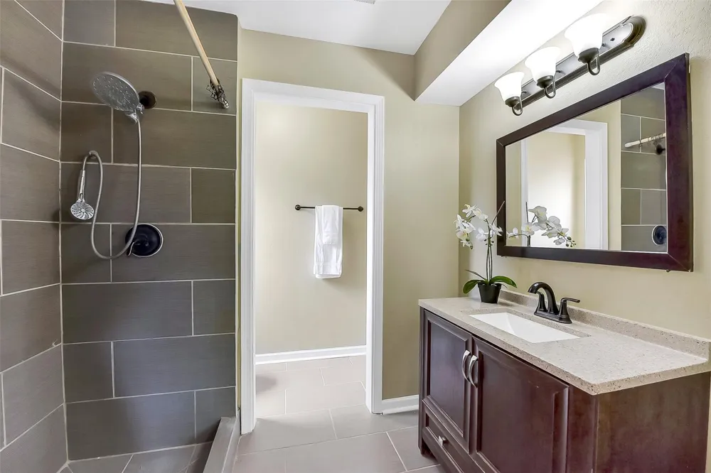 15503 Wandering Trail Friendswood, TX 77546