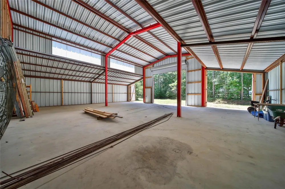 15444 Crown Oaks Drive Montgomery, TX 77316