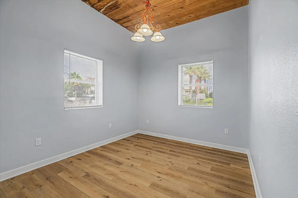 1827 Avenue O Street Galveston, TX 77550