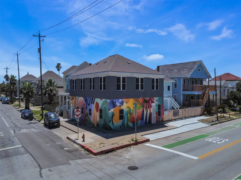 1827 Avenue O Street Galveston, TX 77550