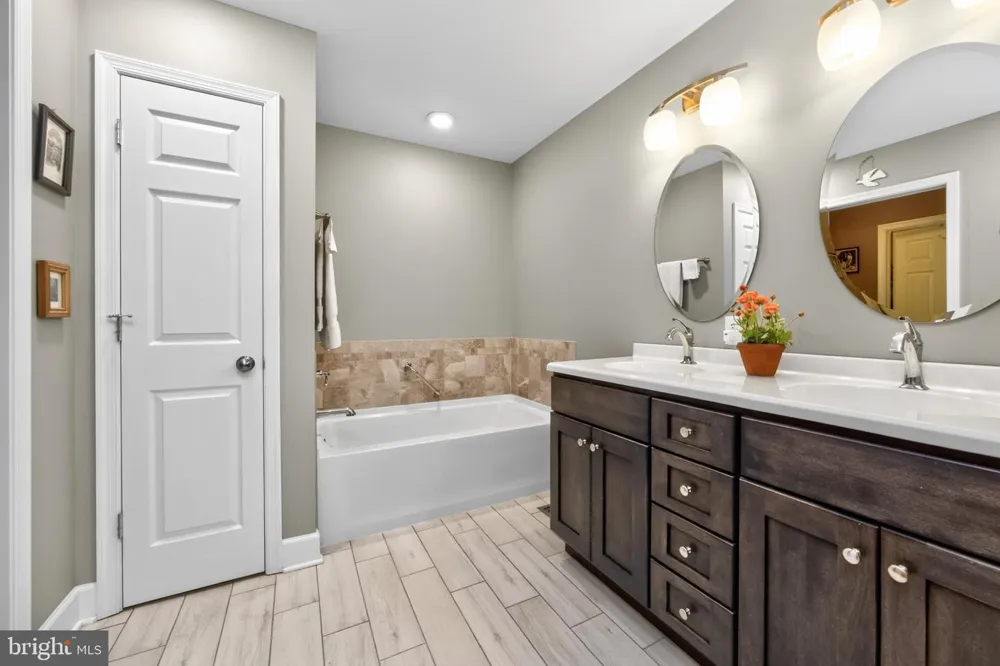 457 WHARTON BOULEVARD Exton, PA 19341