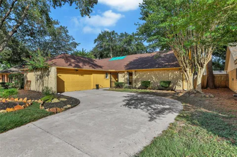 22627 Indian Ridge Drive