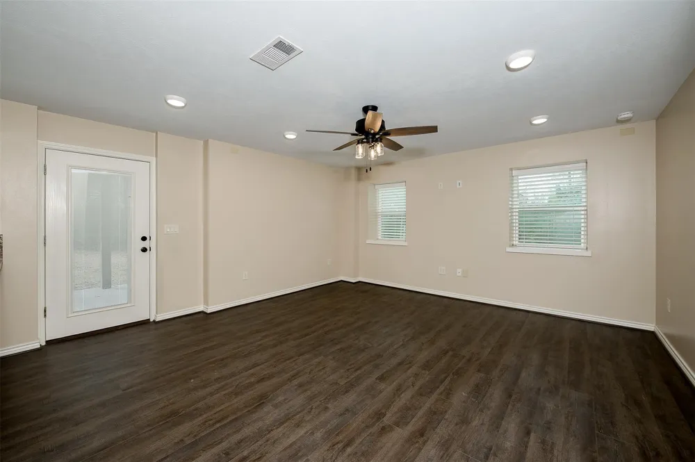 11428 Debbie Lane Iola, TX 77861