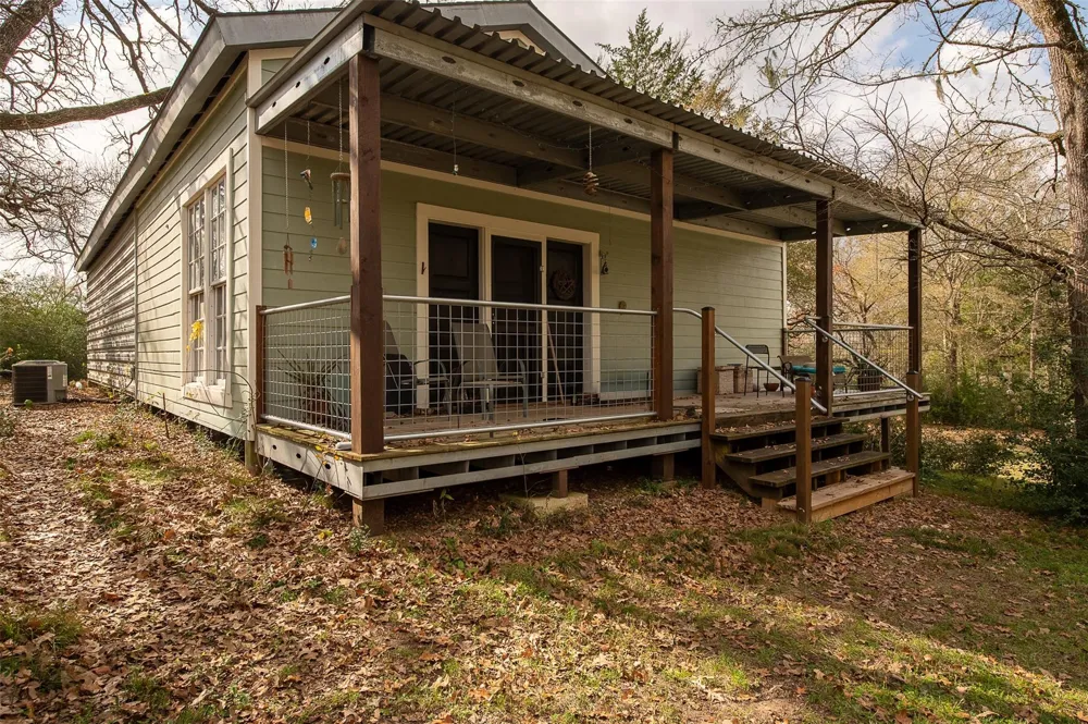 11428 Debbie Lane Iola, TX 77861