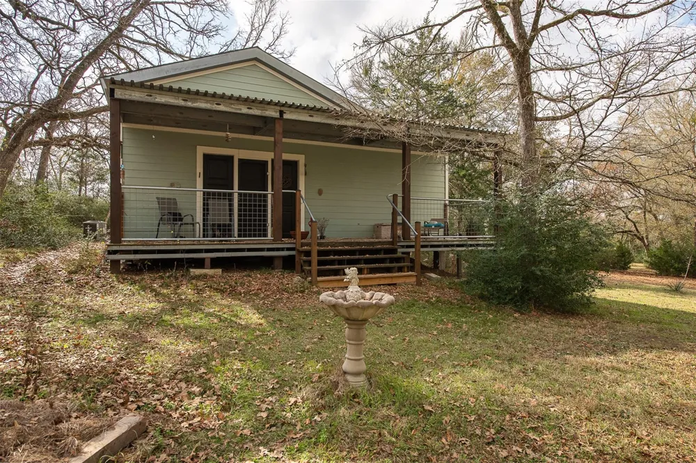 11428 Debbie Lane Iola, TX 77861