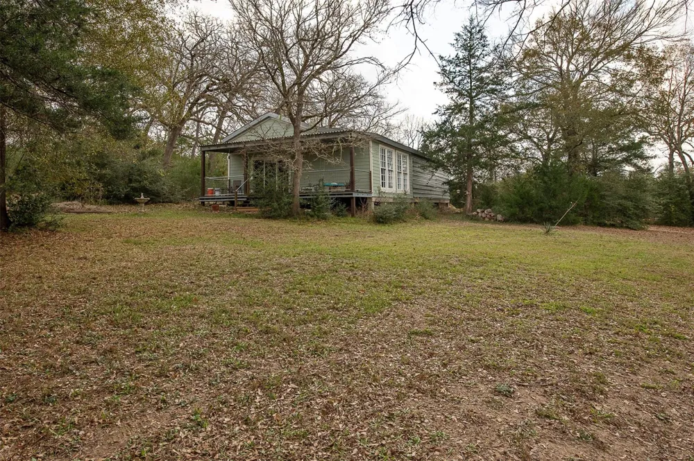 11428 Debbie Lane Iola, TX 77861