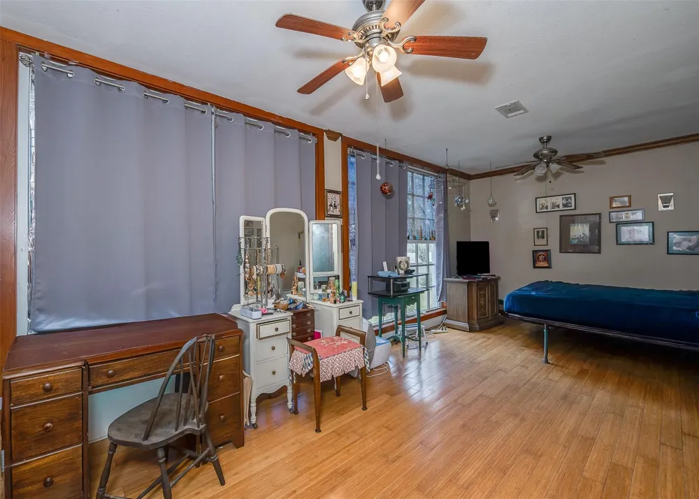 11428 Debbie Lane Iola, TX 77861