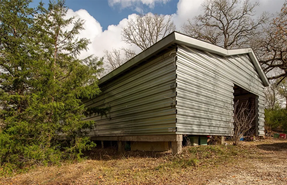 11428 Debbie Lane Iola, TX 77861