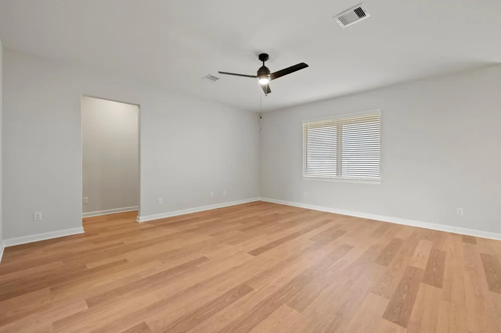 13601 Gaff Rig Drive Texas City, TX 77510