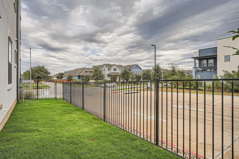9025 Cattle Baron Path Austin, TX 78747
