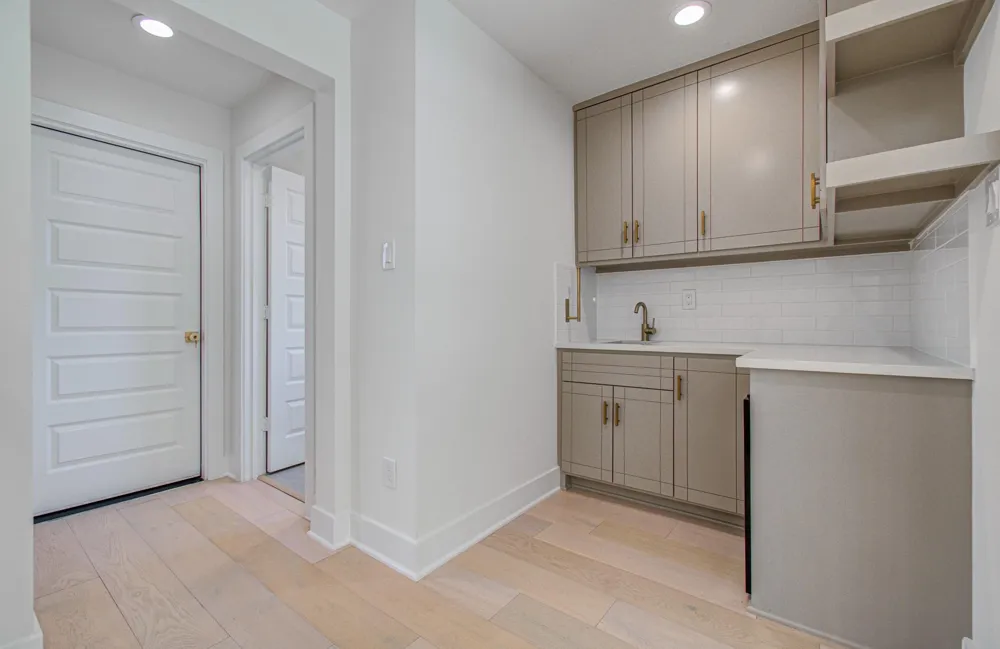 3107 Webster Street #B Houston, TX 77004