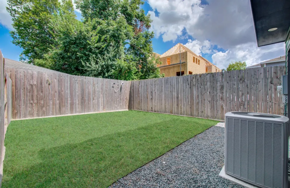 3107 Webster Street #B Houston, TX 77004