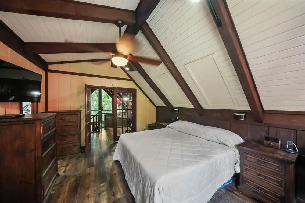 200 Cochran Lane Coldspring, TX 77331