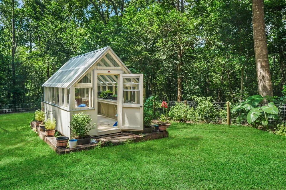 200 Cochran Lane Coldspring, TX 77331
