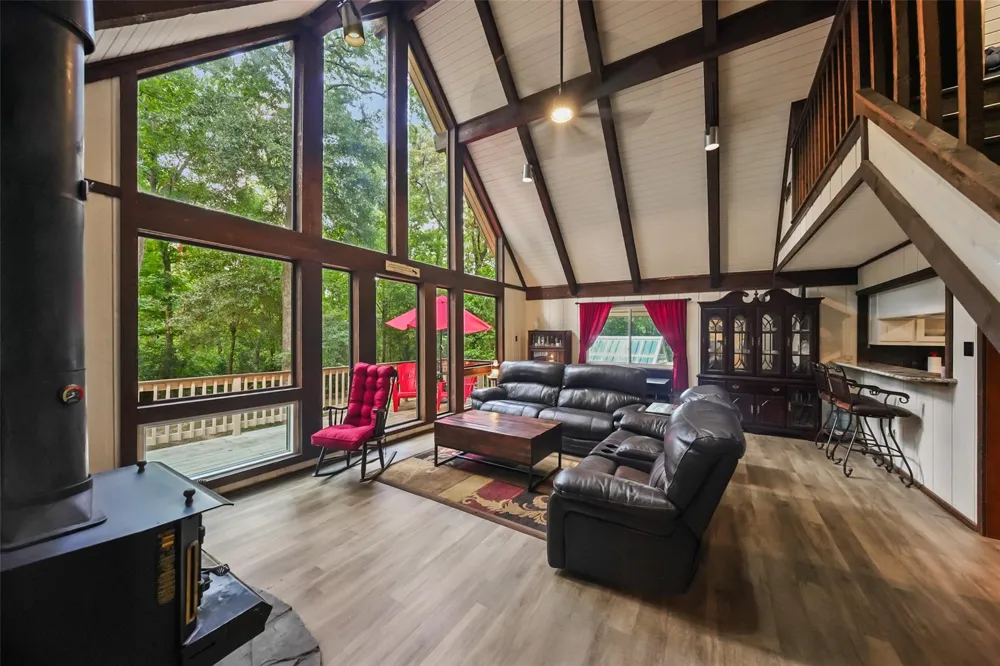 200 Cochran Lane Coldspring, TX 77331