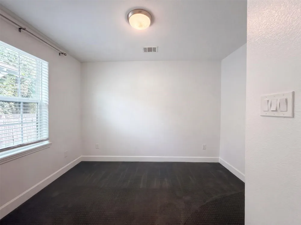 2819 Avenue K Galveston, TX 77550