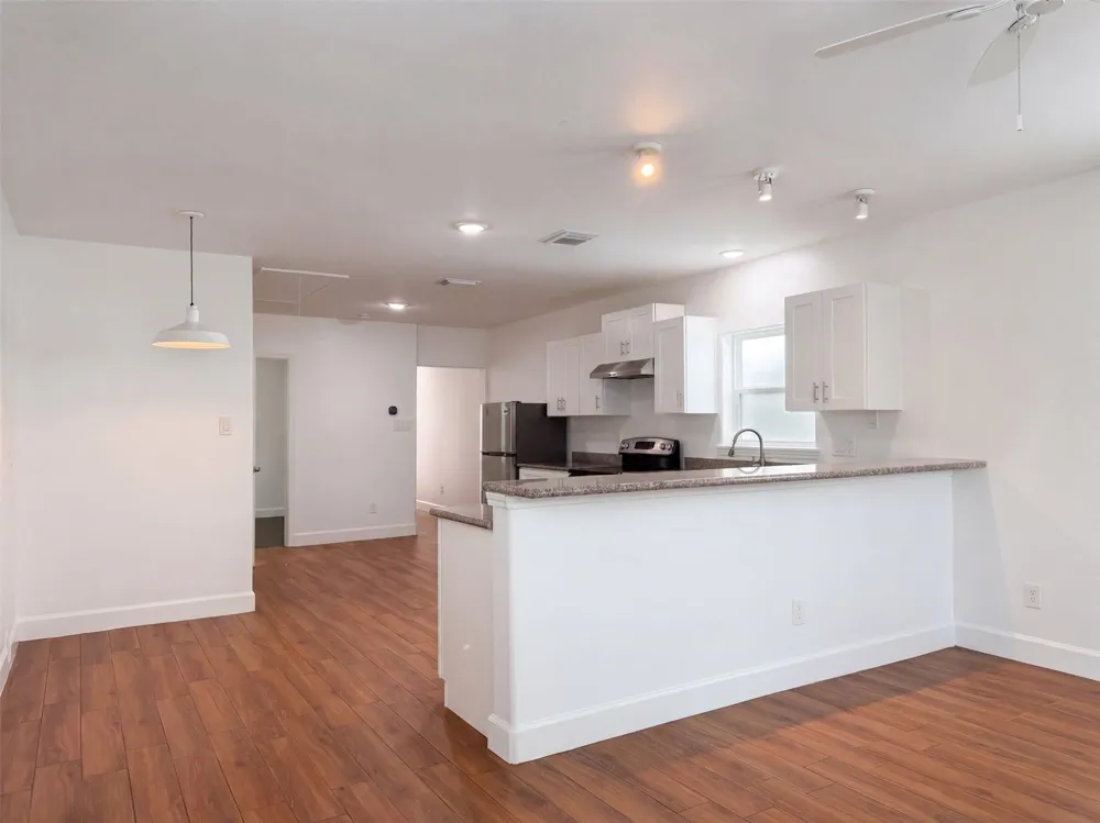 2819 Avenue K Galveston, TX 77550