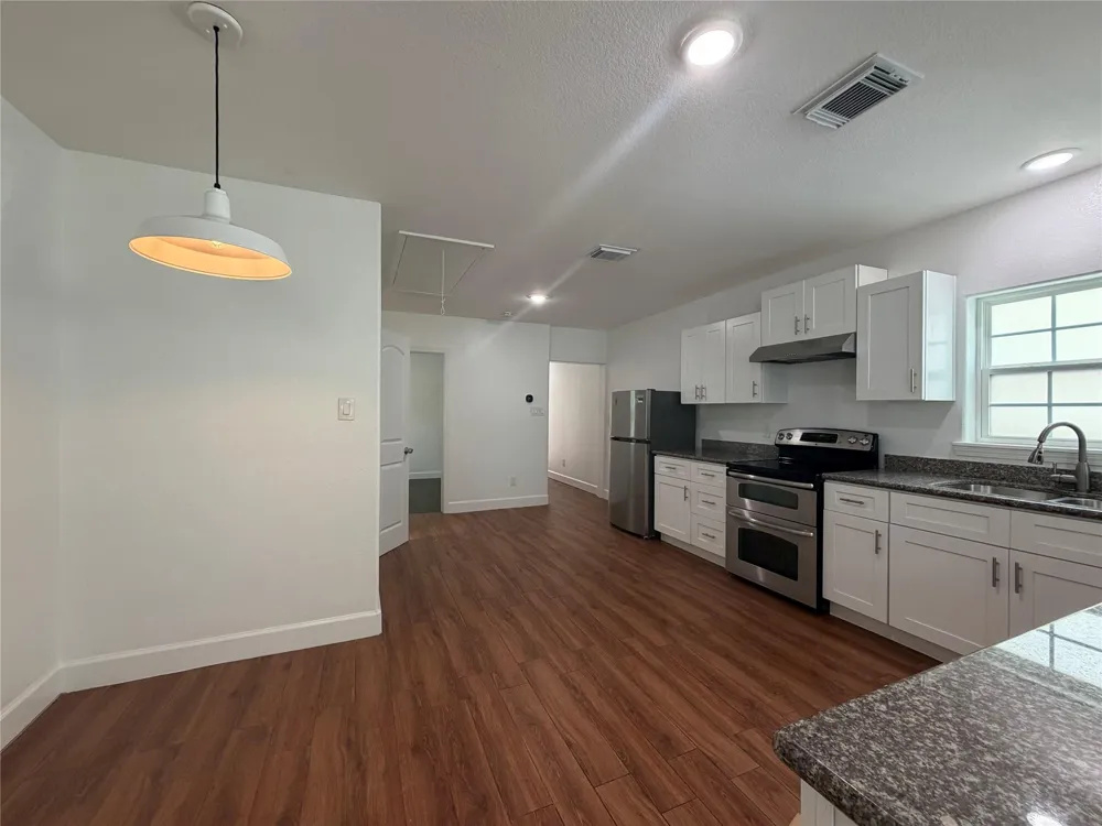 2819 Avenue K Galveston, TX 77550