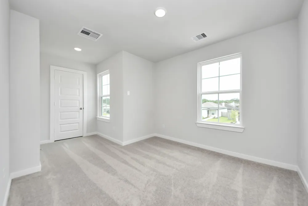 1989 Brookpointe Lane Dayton, TX 77535