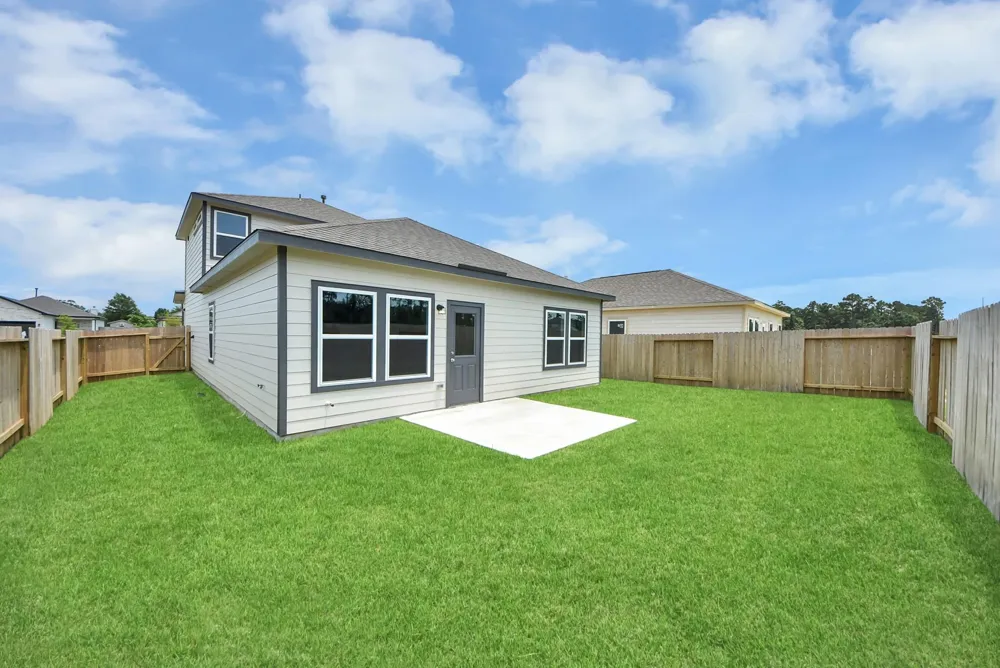 1989 Brookpointe Lane Dayton, TX 77535