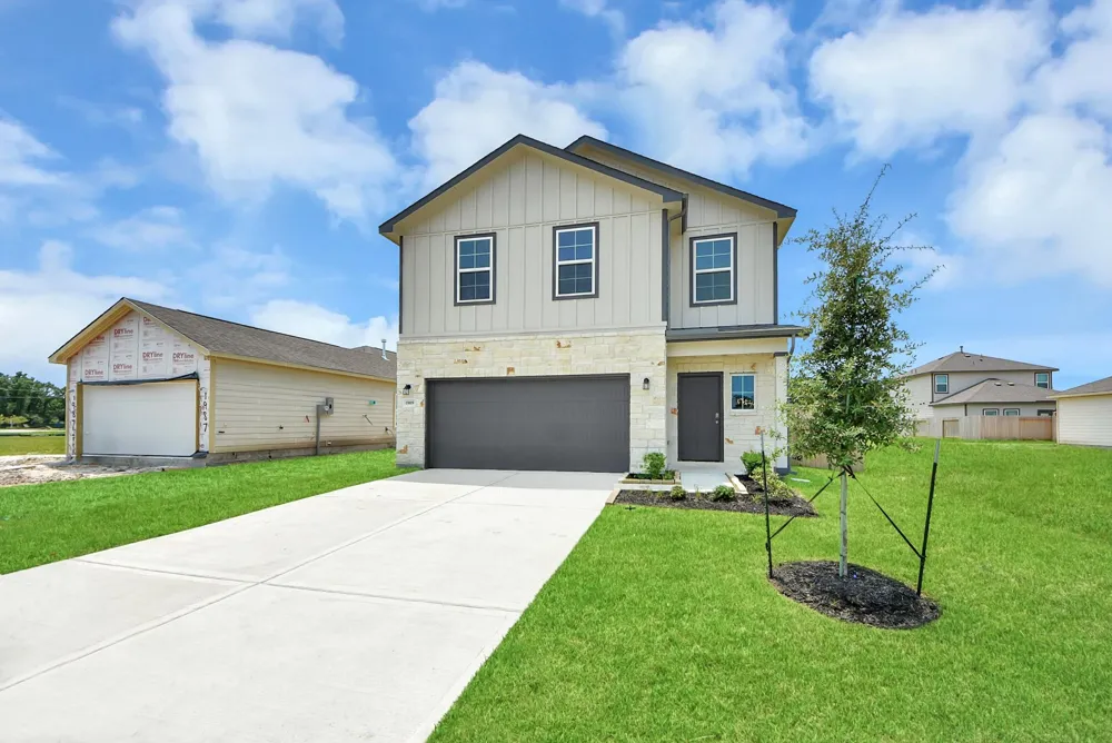 1989 Brookpointe Lane Dayton, TX 77535