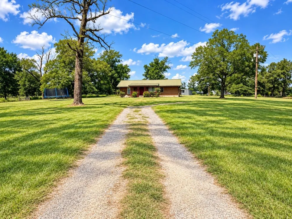 3881 Us Highway 75 Buffalo, TX 75831
