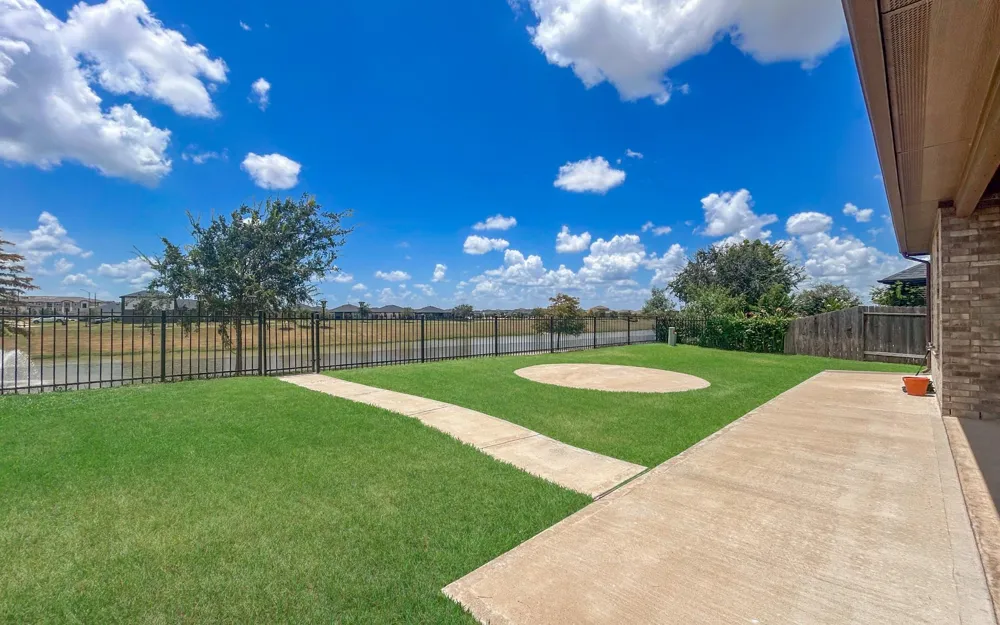 3522 Gore Creek Drive Brookshire, TX 77494