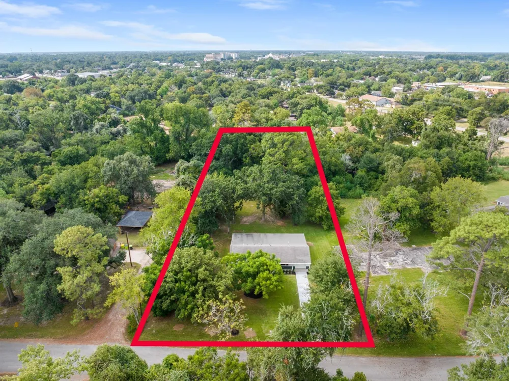 703 Newton Drive Richmond, TX 77469