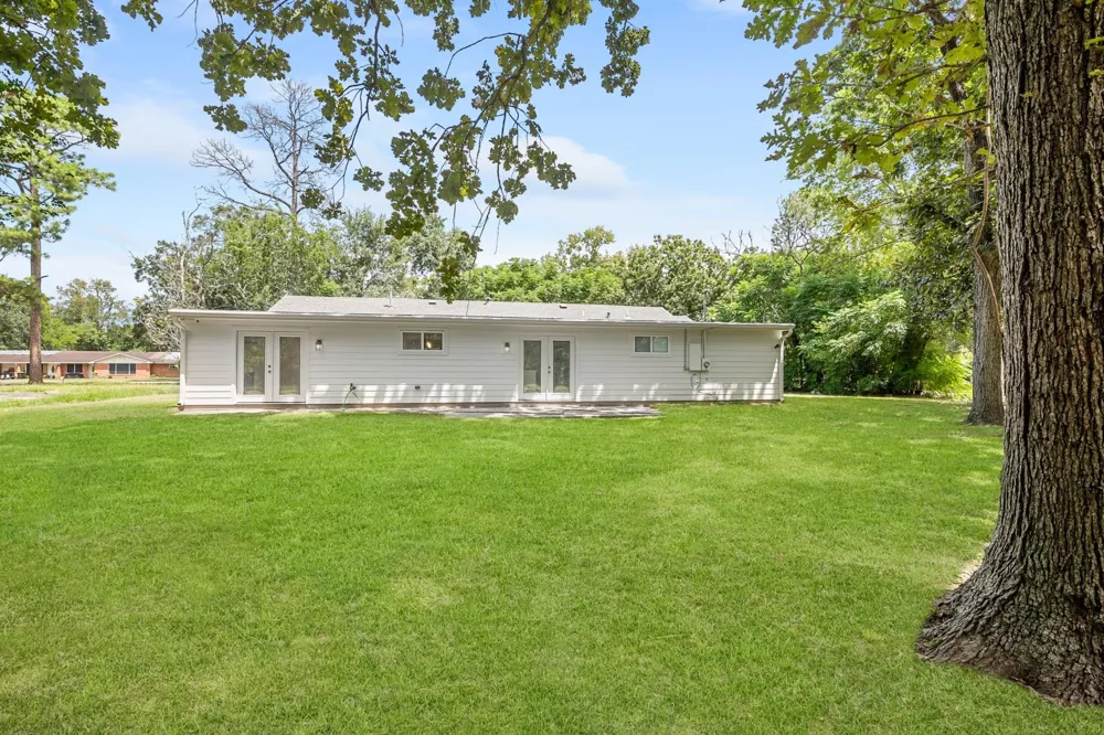 703 Newton Drive Richmond, TX 77469