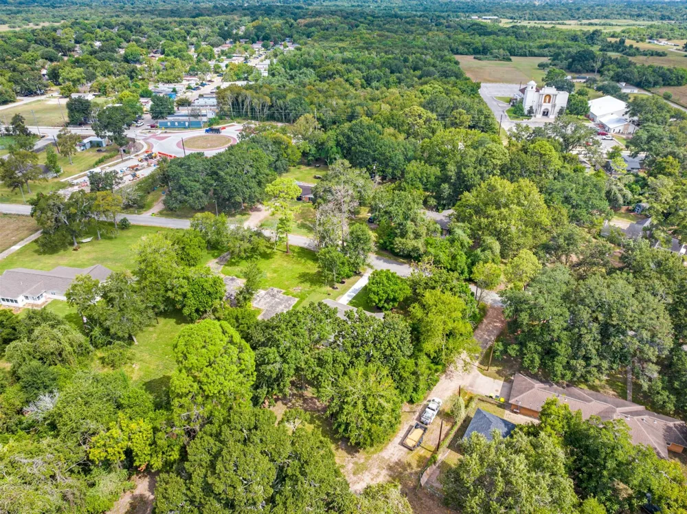 703 Newton Drive Richmond, TX 77469