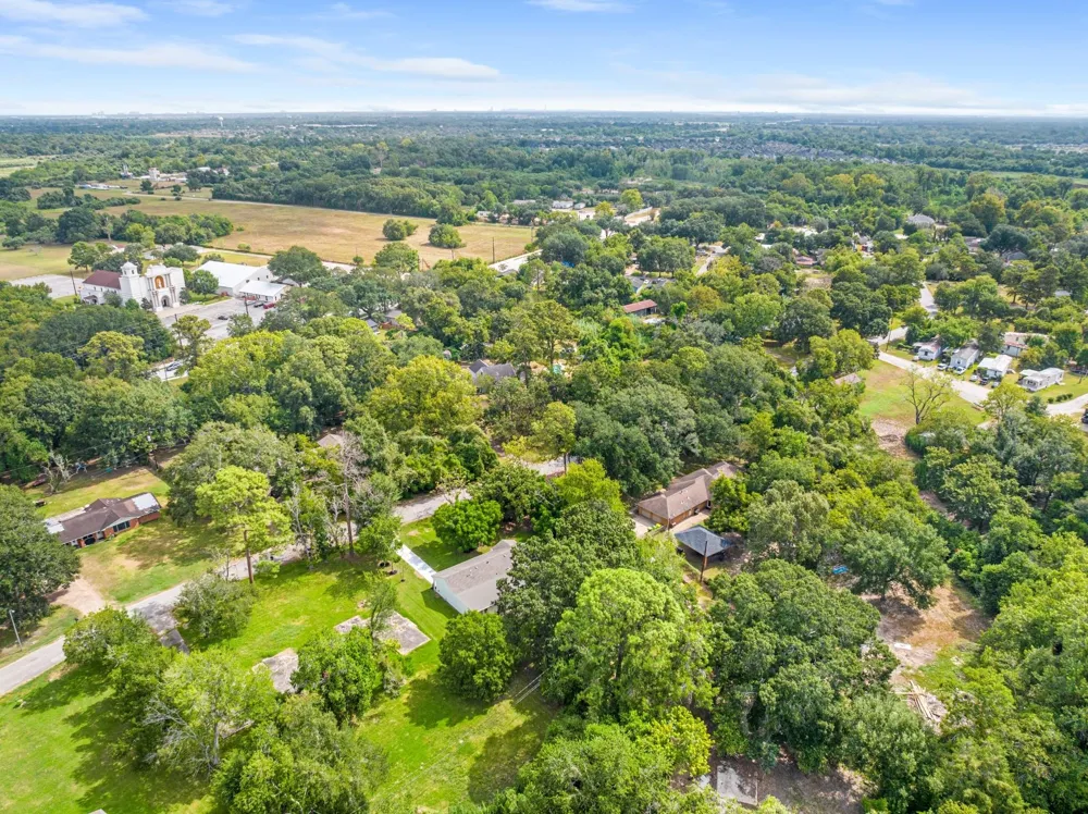 703 Newton Drive Richmond, TX 77469