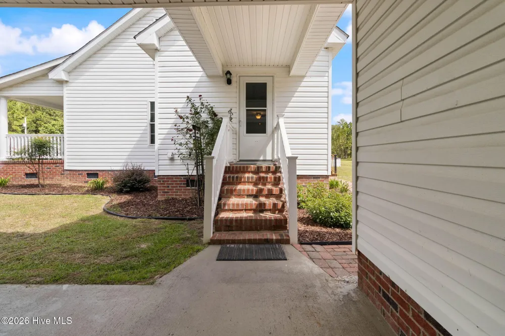 771 Mount Olive Road Bladenboro, NC 28320