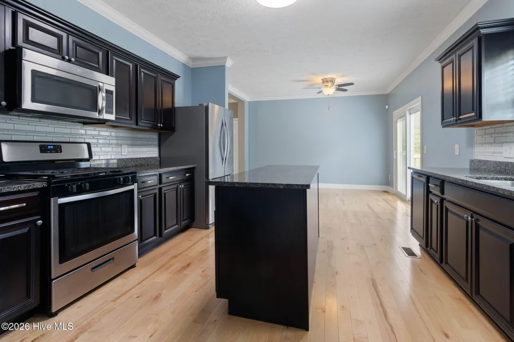 771 Mount Olive Road Bladenboro, NC 28320