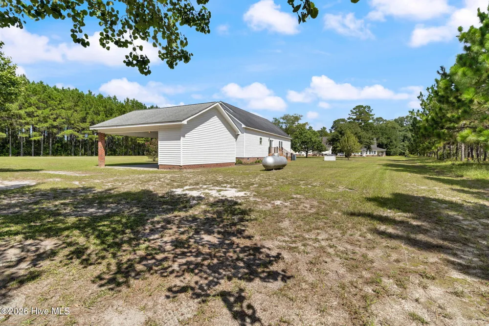 771 Mount Olive Road Bladenboro, NC 28320