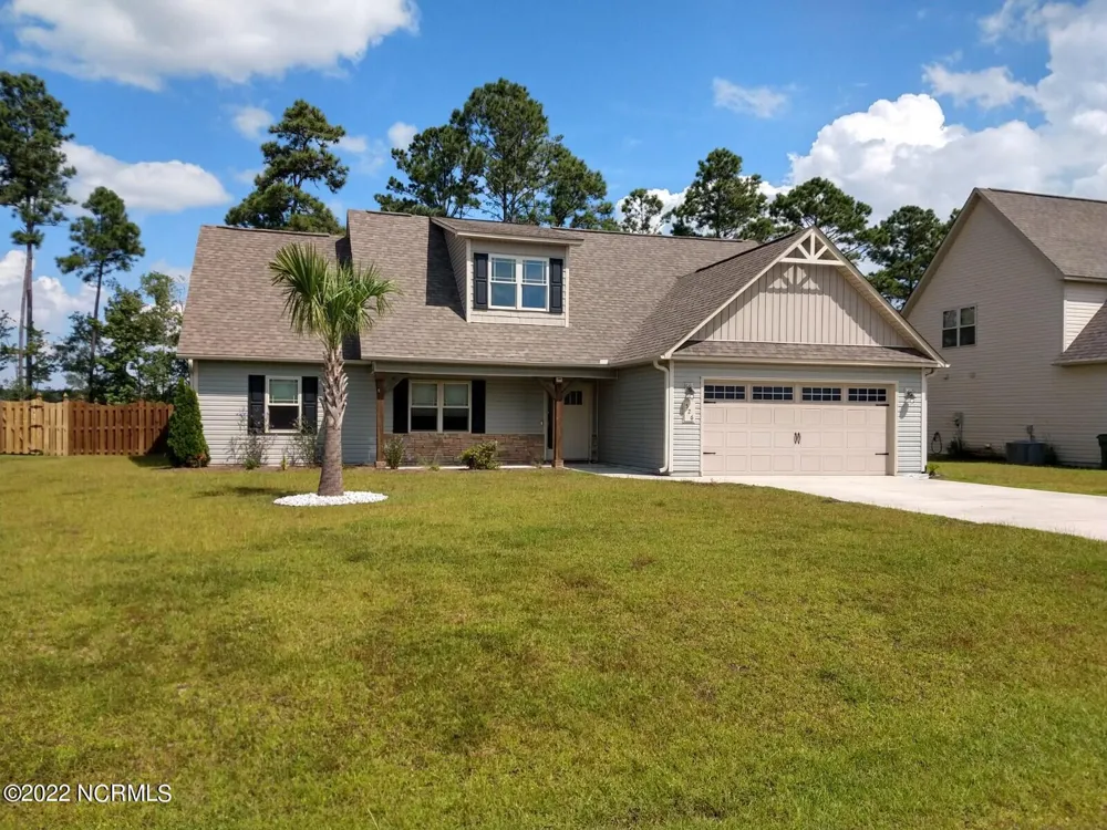 526 Deep Inlet Drive Sneads Ferry, NC 28460