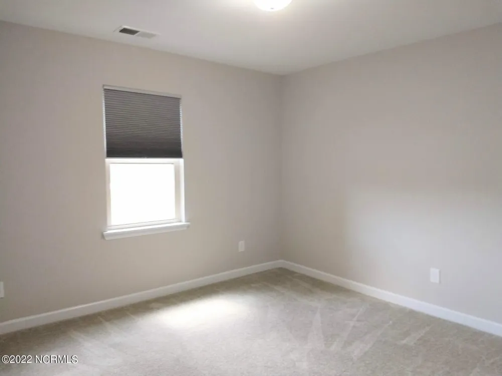526 Deep Inlet Drive Sneads Ferry, NC 28460